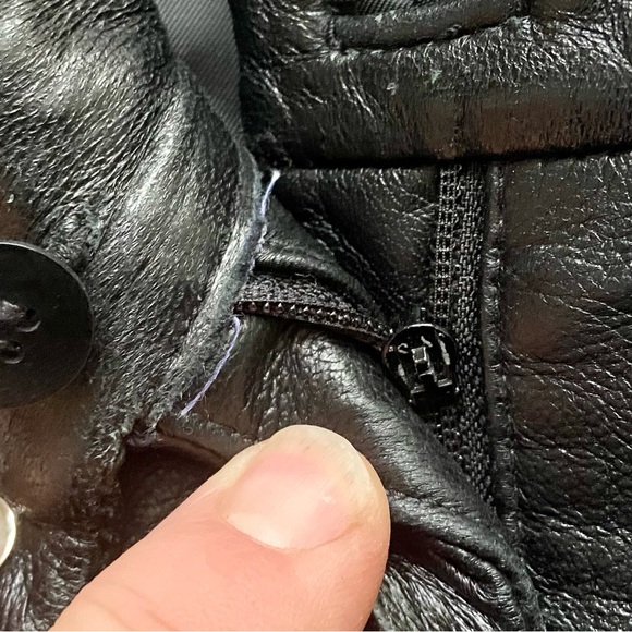 COPY - High waisted women’s black leather pants - Picture 4 of 5